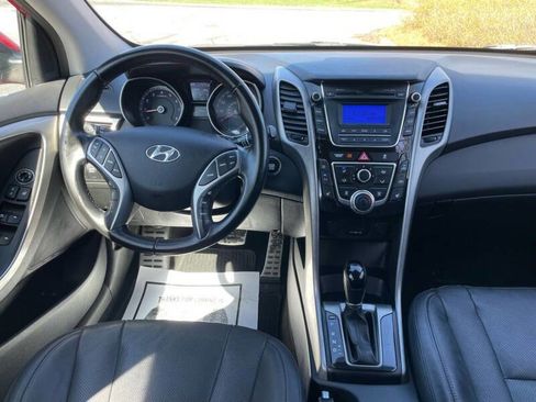Used 2014 Hyundai Elantra GT w/ Option Group 02 image 3
