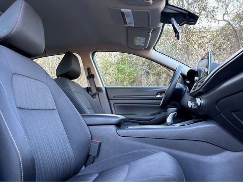 Certified 2024 Nissan Altima 2.5 SV image 10