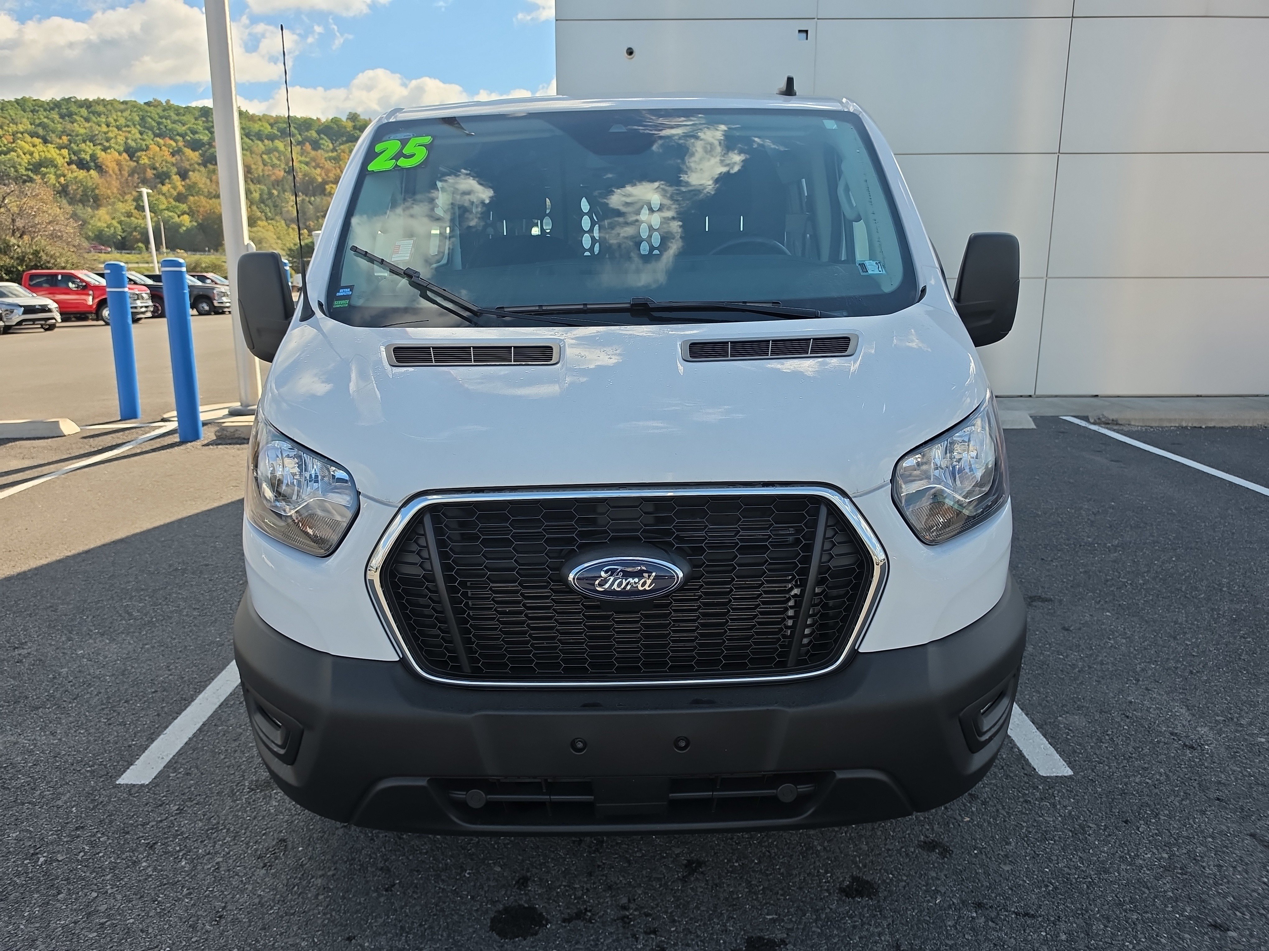 Used 2025 Ford Transit 250 Low Roof w/ Exterior Upgrade Package RWD image 9