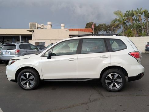 Used 2017 Subaru Forester 2.5i w/ Alloy Wheel Package image 2