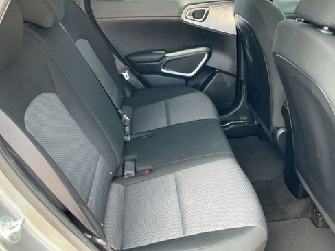 Used 2022 Kia Soul LX w/ Technology Package FWD image 15