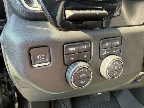 Used 2024 Chevrolet Silverado 3500 LTZ w/ LTZ Plus Package image 25