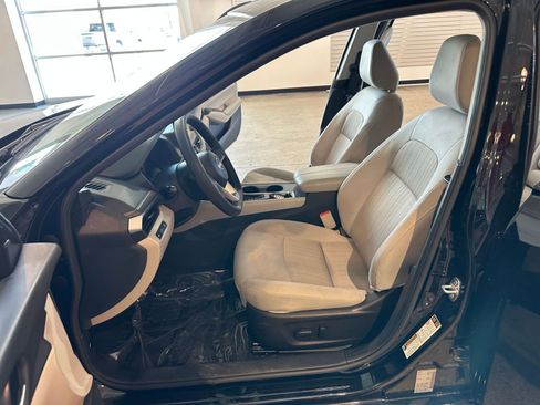 Used 2025 Nissan Altima 2.5 SV image 25