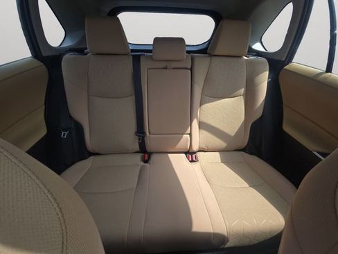 Used 2022 Toyota RAV4 XLE w/ Convenience Package image 17