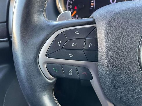 Used 2017 Jeep Grand Cherokee Limited w/ Luxury Group II image 31