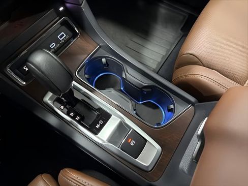 Used 2024 Subaru Ascent Touring w/ Popular Package #2 image 25