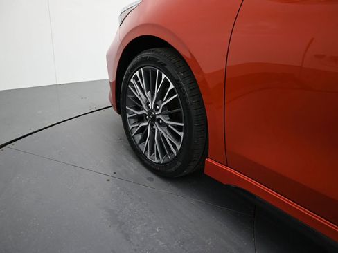 Certified 2023 Kia Forte GT-Line FWD image 12