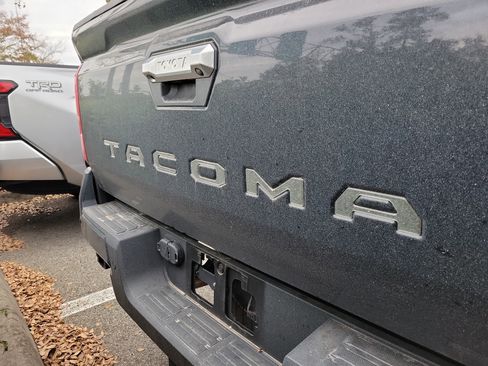 Used 2024 Toyota Tacoma Limited image 17