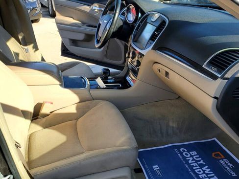 Used 2012 Chrysler 300 image 15