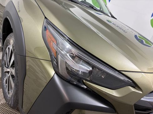 Certified 2025 Subaru Outback Premium w/ Popular Package #1A image 30