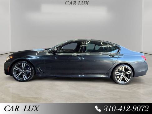 Used 2018 BMW 750i RWD image 2