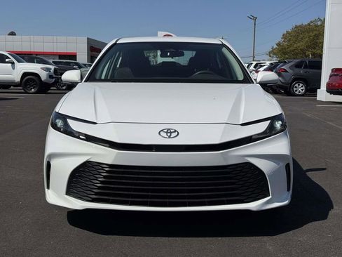 Used 2025 Toyota Camry LE image 25