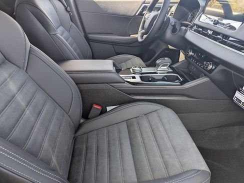 New 2026 Mitsubishi Outlander SE image 7