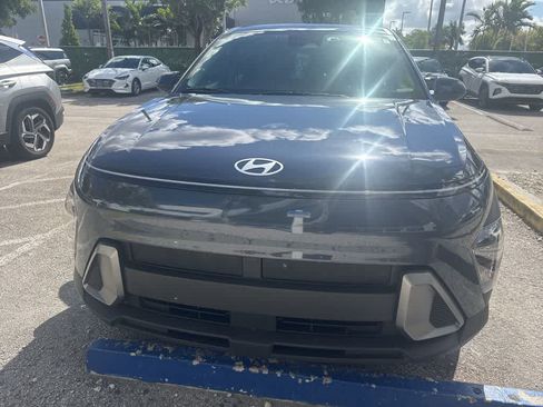 Used 2024 Hyundai Kona SE FWD image 11