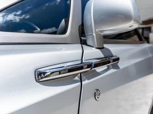 Used 2014 Rolls-Royce Phantom Drophead Coupe image 19