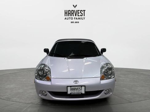 Used 2003 Toyota MR2 w/ Preferred Accessory Pkg RWD image 22