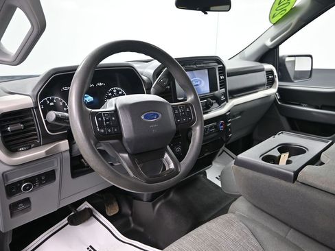 Used 2021 Ford F150 XLT image 14
