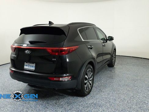 Used 2018 Kia Sportage EX w/ Option Group 040 FWD image 7