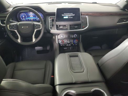 Used 2023 Chevrolet Tahoe Z71 w/ Luxury Package AWD/4WD image 15