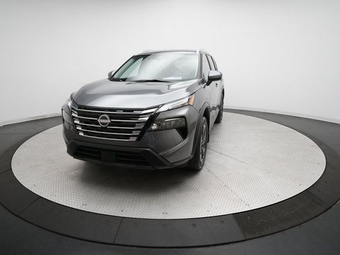 Certified 2024 Nissan Rogue SV w/ SV Premium Package image 30