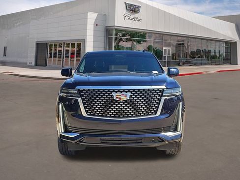 Used 2021 Cadillac Escalade ESV Premium Luxury w/ Driver Assist Tech Package image 2