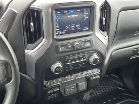 Used 2022 GMC Sierra 2500 Pro w/ Convenience Package image 24