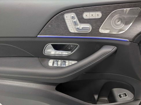 New 2026 Mercedes-Benz GLS 450 4MATIC image 35