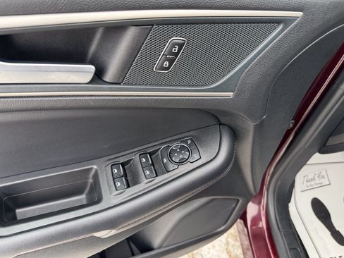Used 2024 Ford Edge SEL AWD/4WD image 8
