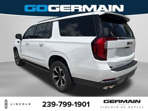 Used 2025 GMC Yukon XL AT4 w/ AT4 Premium Package AWD/4WD image 5