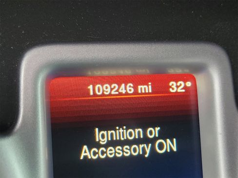 Used 2017 Dodge Journey SE w/ Flexible Seating Group image 25