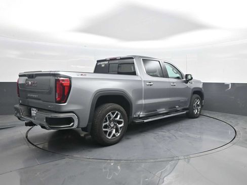 Used 2024 GMC Sierra 1500 SLT w/ SLT Premium Plus Package AWD/4WD image 8