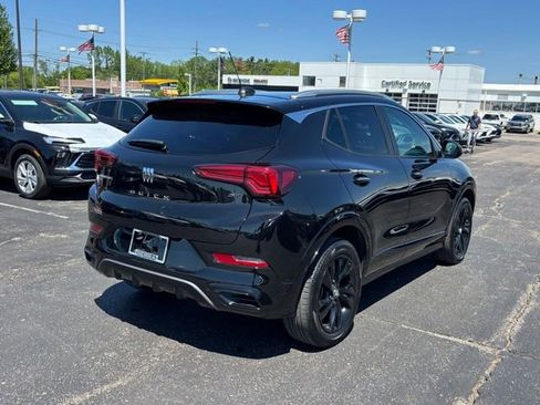 Certified 2024 Buick Encore GX Sport Touring AWD/4WD image 5