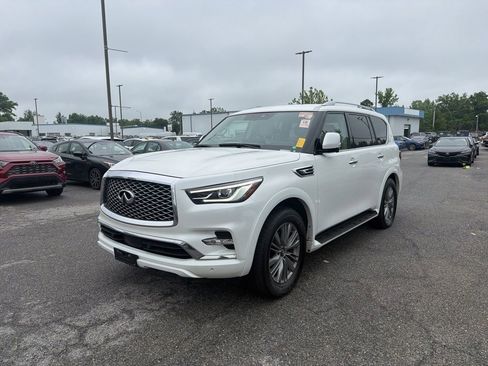 Used 2023 INFINITI QX80 Luxe w/ Cargo Package AWD/4WD image 3