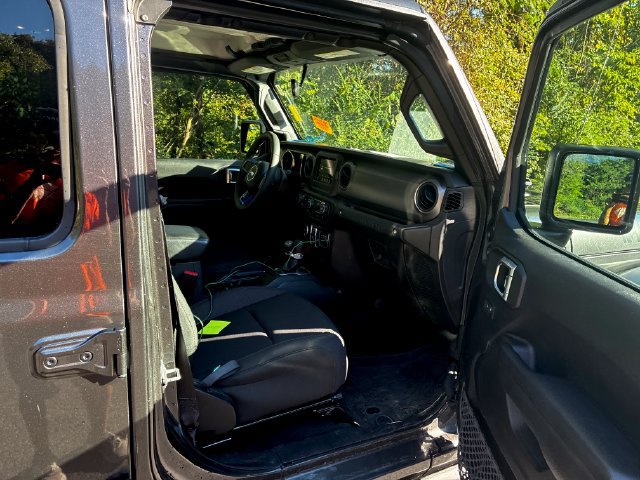 Used 2023 Jeep Wrangler Unlimited Sport AWD/4WD image 19