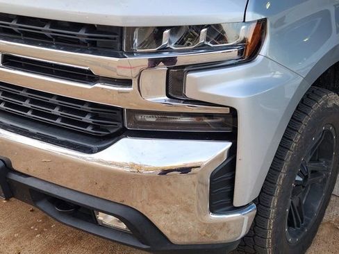 Used 2019 Chevrolet Silverado 1500 LT w/ Texas Edition image 5