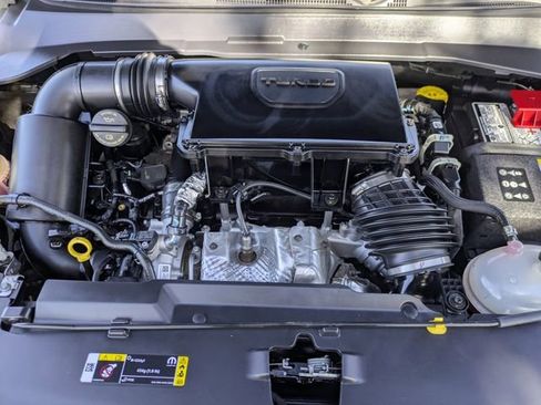 Used 2024 Jeep Compass Latitude image 35