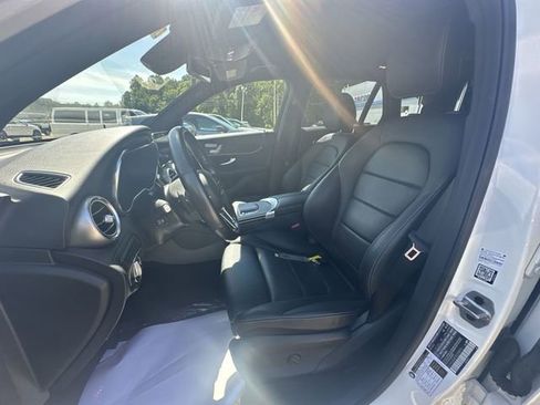 Used 2022 Mercedes-Benz GLC 300 4MATIC image 21