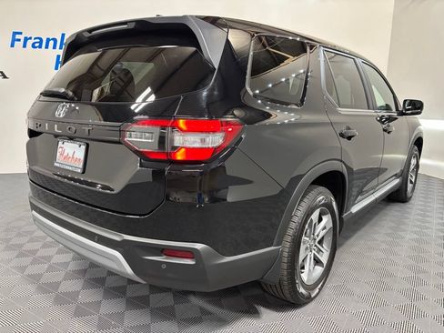 Certified 2023 Honda Pilot EX-L image 6
