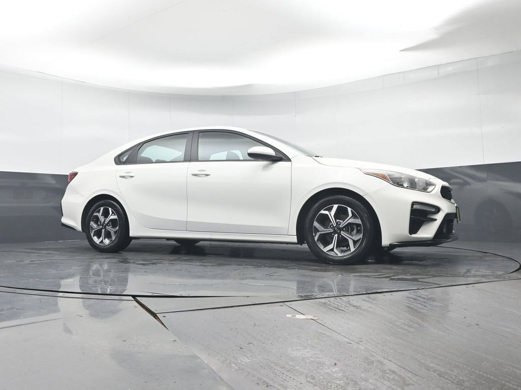 Used 2021 Kia Forte LXS FWD image 29