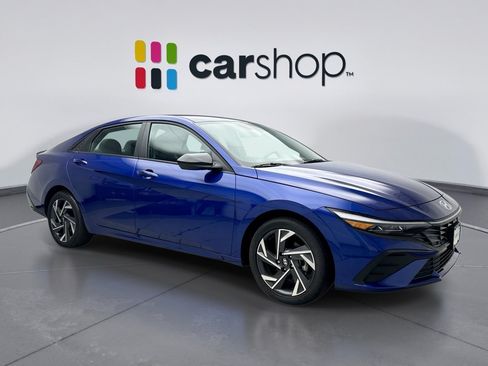 Used 2025 Hyundai Elantra Sport FWD image 7