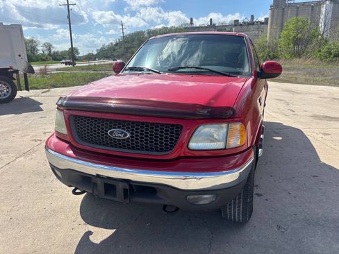 Used 2002 Ford F150 XLT image 3