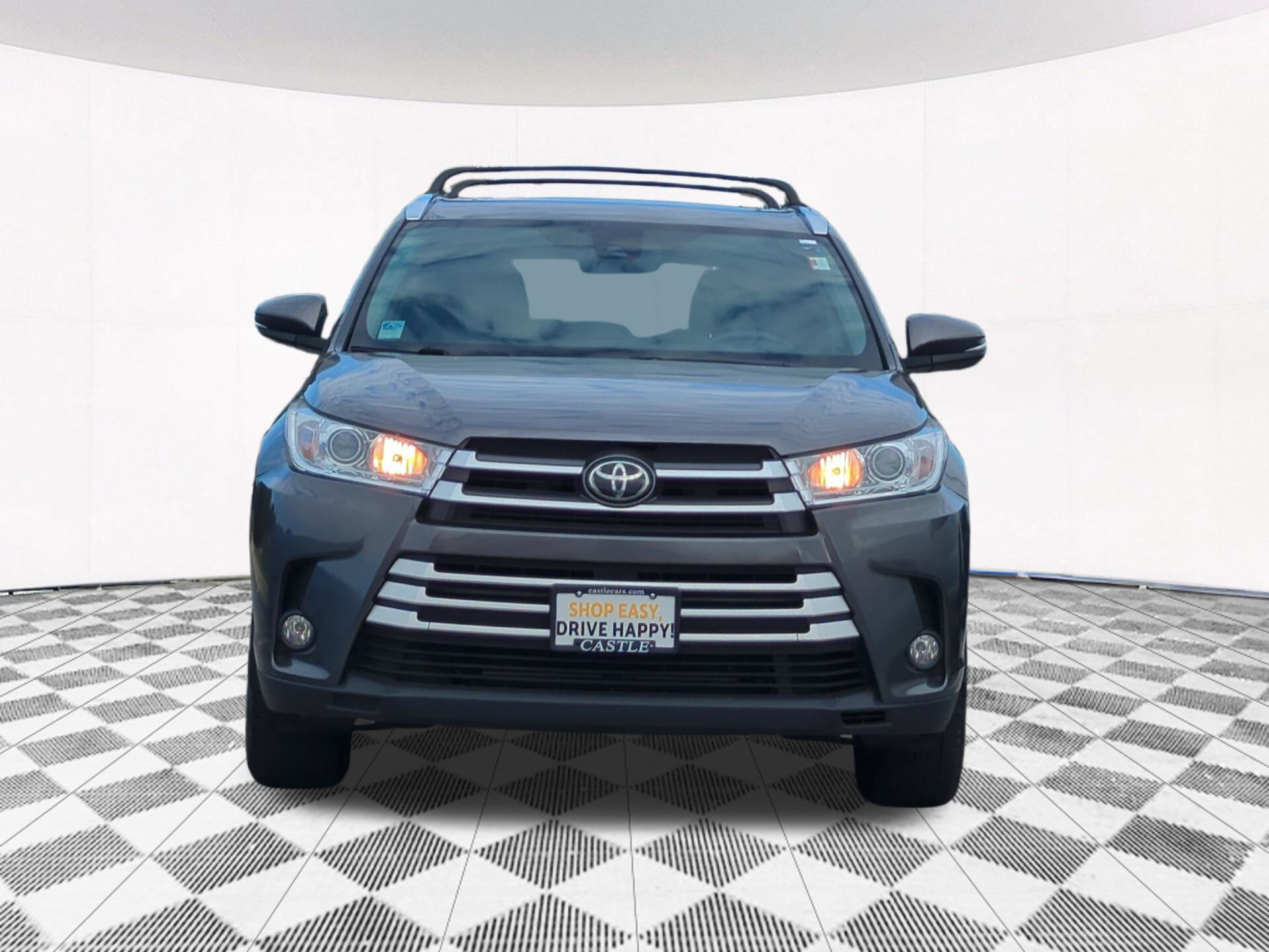 Used 2018 Toyota Highlander XLE AWD/4WD image 8