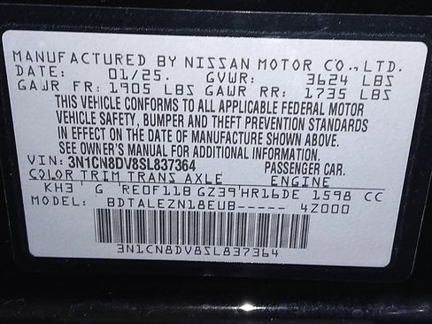 Used 2025 Nissan Versa S FWD image 33