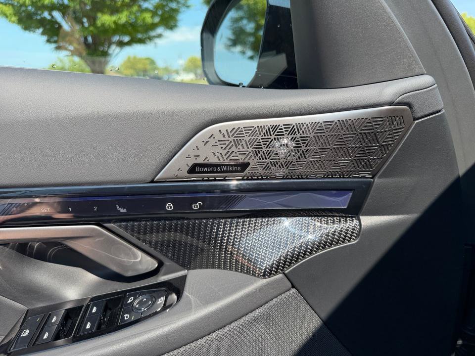 New 2027 BMW M5 Touring AWD/4WD image 34