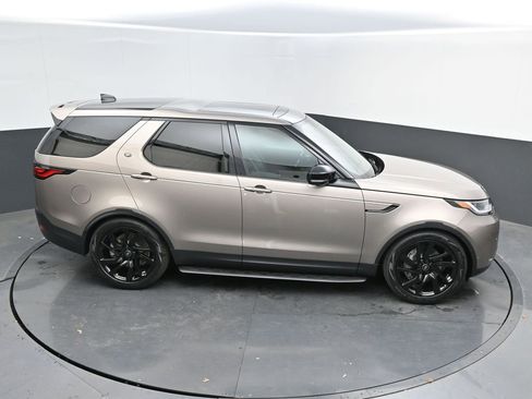 New 2025 Land Rover Discovery S AWD/4WD image 37