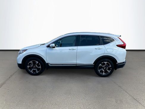 Used 2018 Honda CR-V Touring image 4
