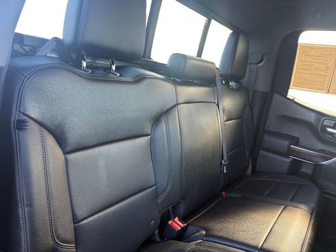 Used 2019 GMC Sierra 1500 SLT w/ SLT Premium Package image 18