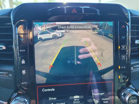 Used 2020 RAM 1500 Laramie w/ Sport Appearance Package image 23