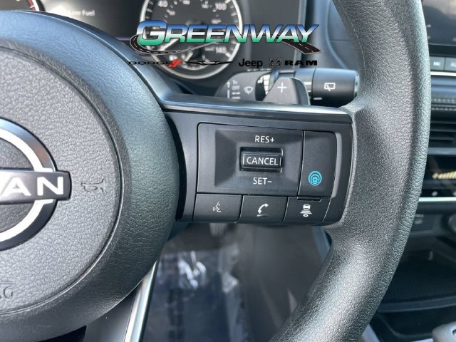 Used 2024 Nissan Rogue SV AWD/4WD image 26