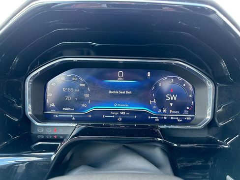 Used 2025 Chevrolet Silverado 1500 LT image 16